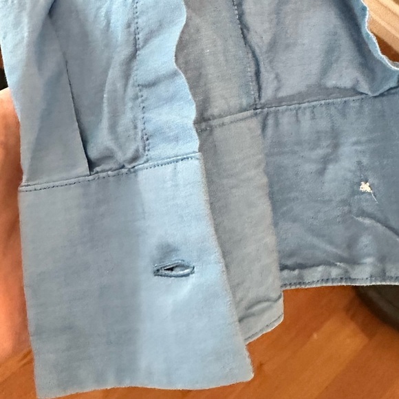 Men’s HUGO BOSS blue chambray dress shirt. Slim fit 17/43 and 34/35. - Picture 3 of 9